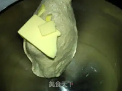 Make Chinese sesame toast step 6