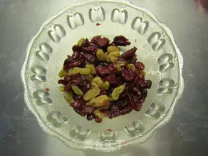 Make Cranberry dry milk toast step 3