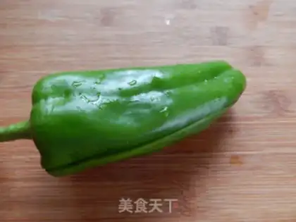 Make Hot pepper fried eggs step 1