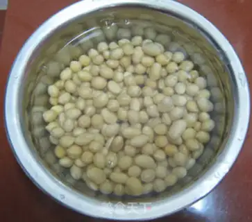 Make Cheese soy beans step 0