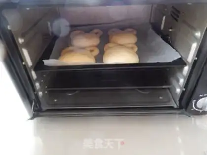 Make Rabbit bread step 10