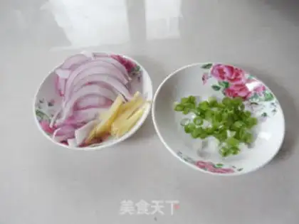 Make Carrot beef noodles step 3
