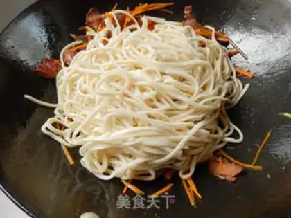 Make Carrot beef noodles step 10