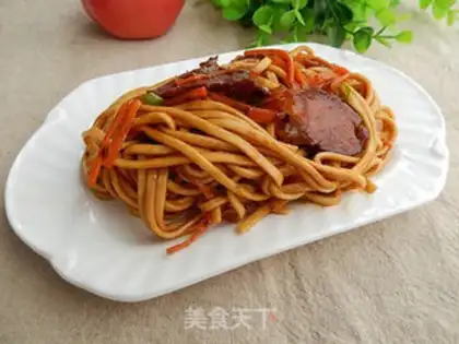 Make Carrot beef noodles step 13