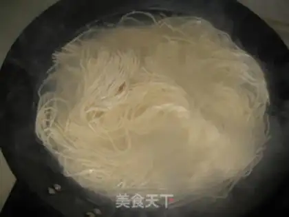Make Shrimp noodles step 6