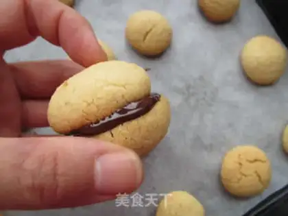 Make Sweet kiss step 8