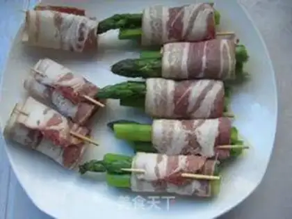 Make Fried bacon rolls step 3