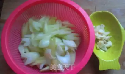 Make Celery cashew step 1