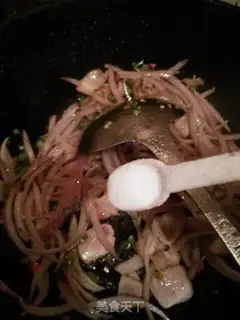 Make Onion fried meat step 7