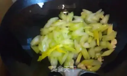 Make Celery cashew step 5