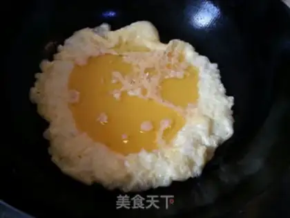 Make Tomato fried eggs step 3