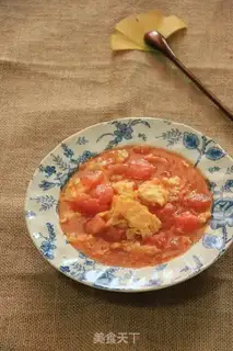 Make Tomato fried eggs step 6