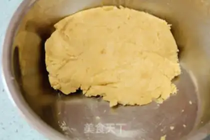 Make Caramel red bean waffles step 5