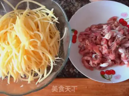 Make Cow and potatoes step 0