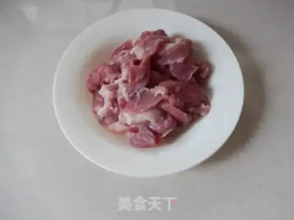 Make Autumn fried meat step 1