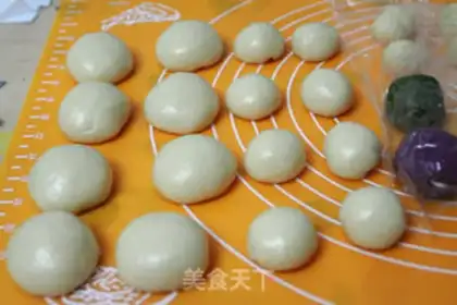 Make Little snacks that make a mess step 7