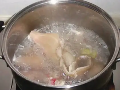 Make A little cage for soup step 0