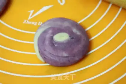 Make Little snacks that make a mess step 15