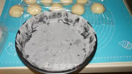 Make raisin rolls step 6