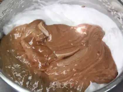 Make Chocolate almond cake step 8