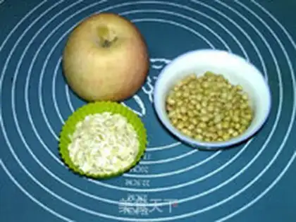 Make oatmeal apple soy step 0