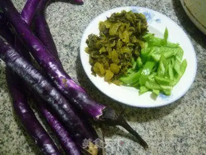 Make Pyramid fried eggplant step 0
