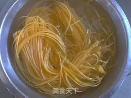 Make Northeast corn noodles step 1