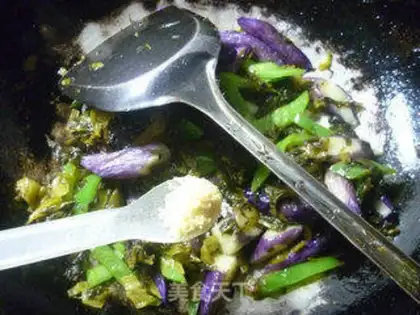 Make Pyramid fried eggplant step 7