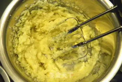 Make Banana chocolate bean miffen step 1