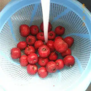 Make Homemade fruit-pins step 1