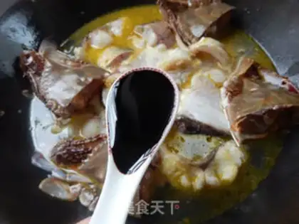 Make Powder crabs burn fish step 7