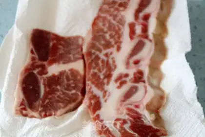 Make Fried cowboy bones with black vinegar step 1