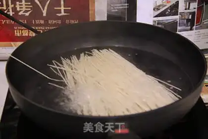 Make Sofa noodles step 9