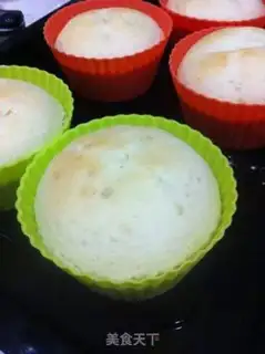 Make Cheese and tomato bread step 4