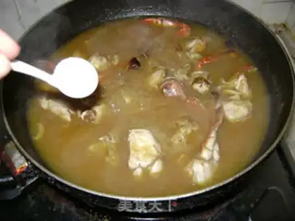 Make Gold curry crab step 14