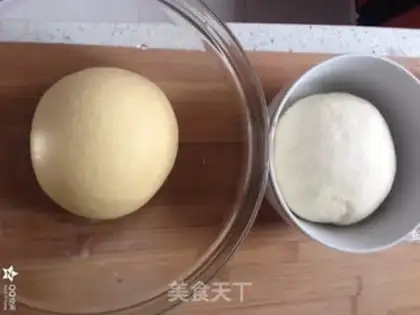 Make Rose buns step 1