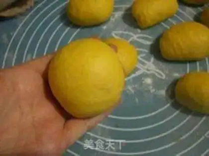 Make Pumpkin boy cheese bread step 12