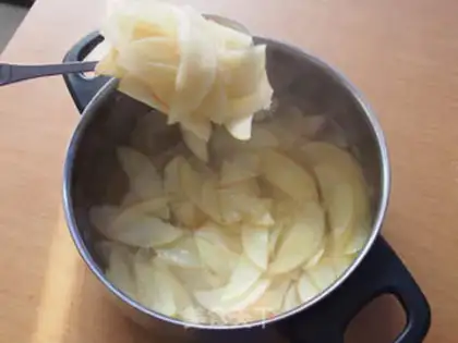 Make A flower apple step 3