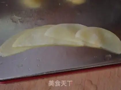 Make A flower apple step 4