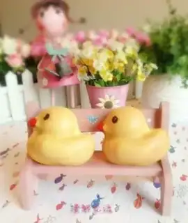 Make Madeleine the Duck step 15