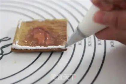 Make Homemade gingercake candy box step 11