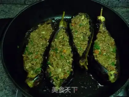 Make Turkish beef paste eggplant step 11