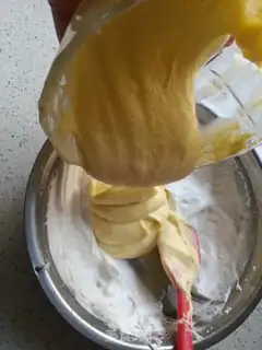 Make Mini yogurt cake step 13