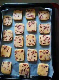 Make Cranberry cookies step 6