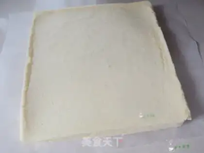 Make Blueberry jam cake roll step 13