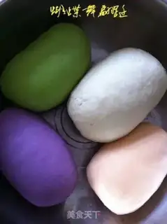 Make Rainbow noodles step 5