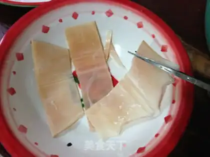 Make Pork squid radish soup step 2