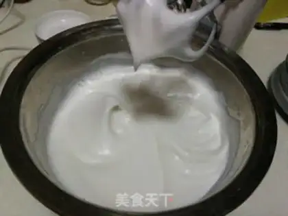 Make Purple chip cake rolls step 9