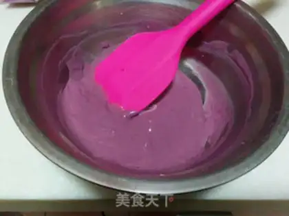 Make Purple chip cake rolls step 11