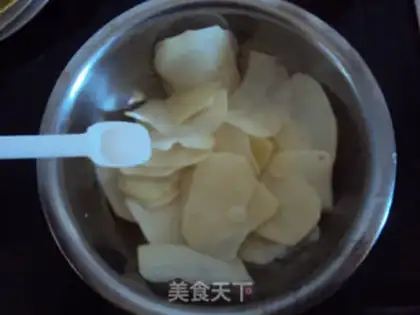 Make Microwave home-made chips step 4